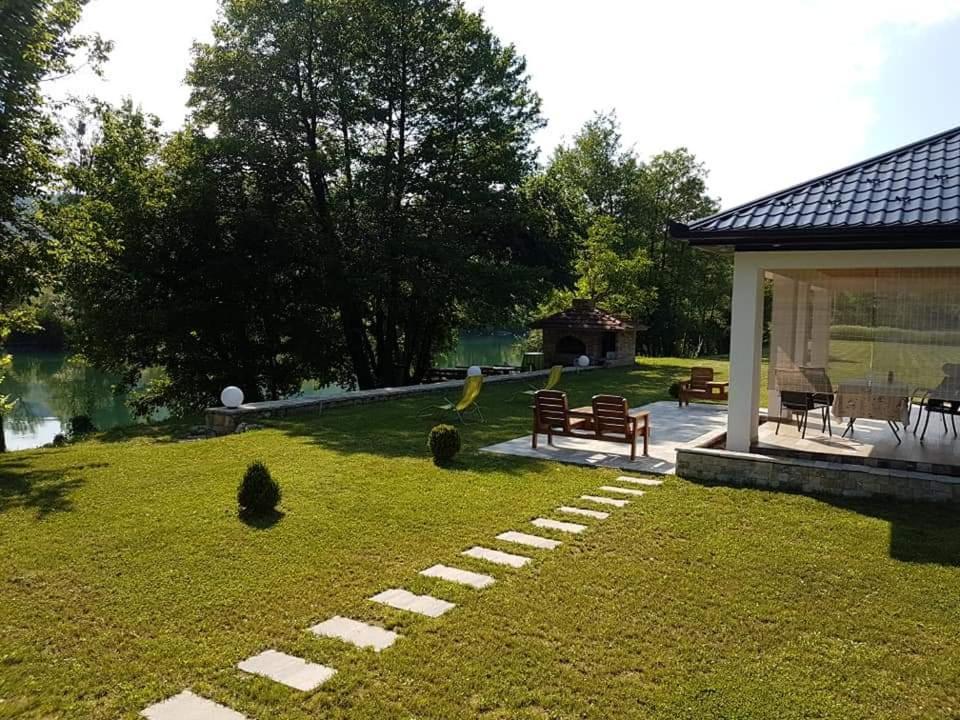 Holiday Home Green Coast Bosanska Krupa Bagian luar foto